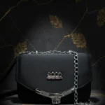 Pleated Perfection: The Trendiest Bag of the Season - Image 6