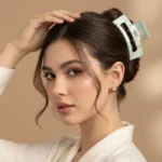 The Couture Collection Statement Clip