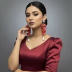 Opulent Red-Carpet Ready Floral Motif Earrings - Image 5