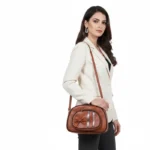 Fall in Love with This Season's Hottest Wallet - Image 3