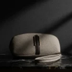 আপনার সাজের সাথে মানানসই একটি সুন্দর পাউচ - Image 4