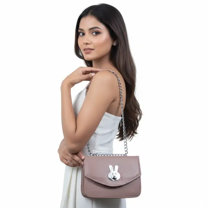 8_compressed Elegant Black & White Handbag - Image 1