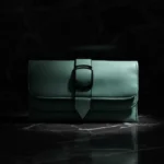 আপনার স্টাইল স্টেটমেন্টের জন্য পারফেক্ট ওয়ালেট - Image 5