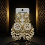 Signature Premium Luxury Pearl-Detailed Gala Earrings - Image 3