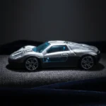 17 Ford GT Silver Diecast Model Car - Image 4