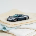 17 Ford GT Silver Diecast Model Car